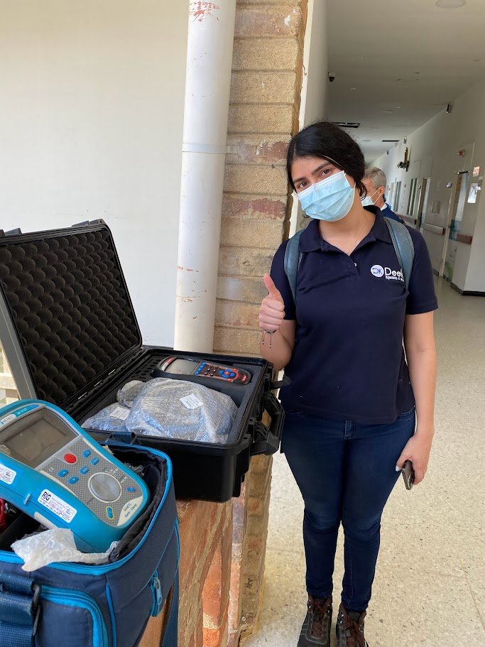 Ingeniera residente Deelek en Hospital Regional de San Gil